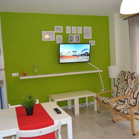 Apartamentos Canasteros Malaga Exterior photo