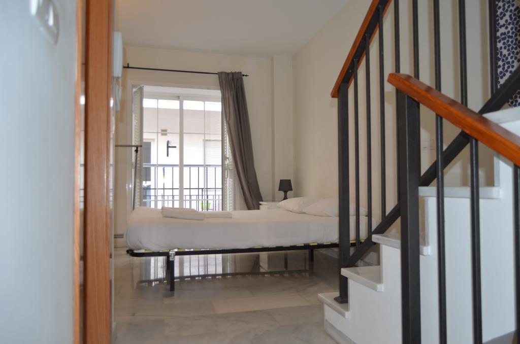 Apartamentos Canasteros Malaga Exterior photo